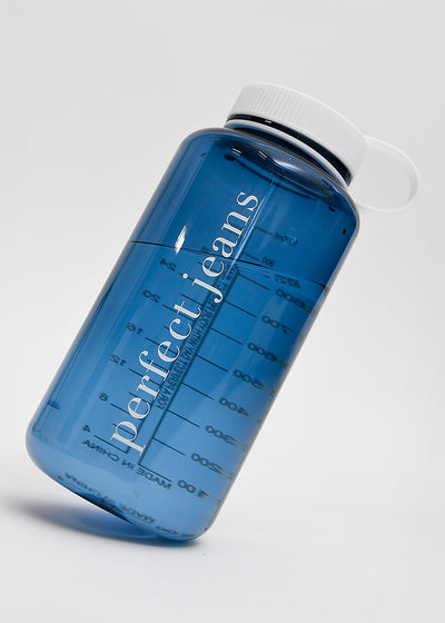 Perfect Water Bottle - Midnight Marguerites™